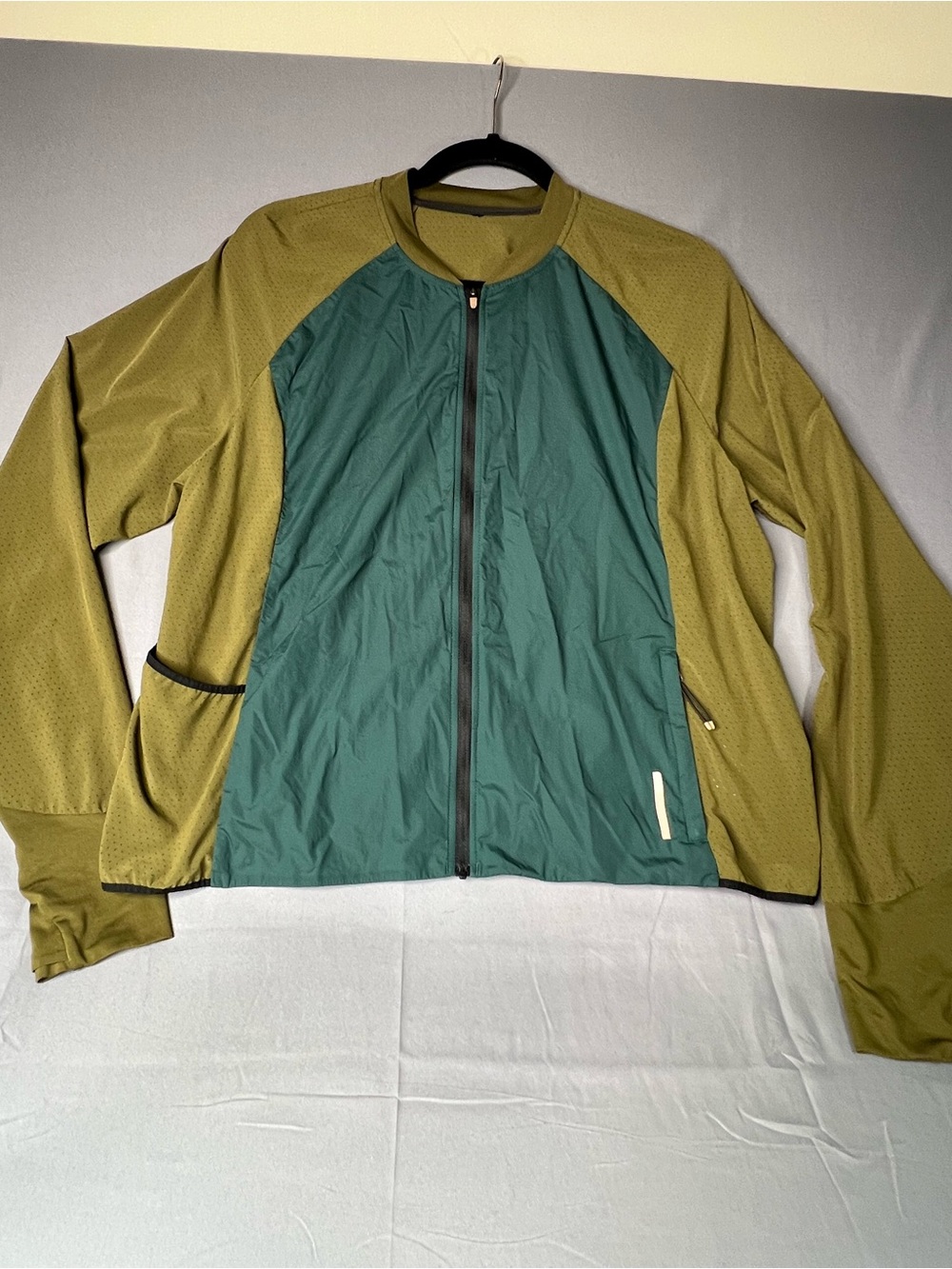 REI Co-op Women’s Green & Teal Colorblock Athletic Jacket approx Small